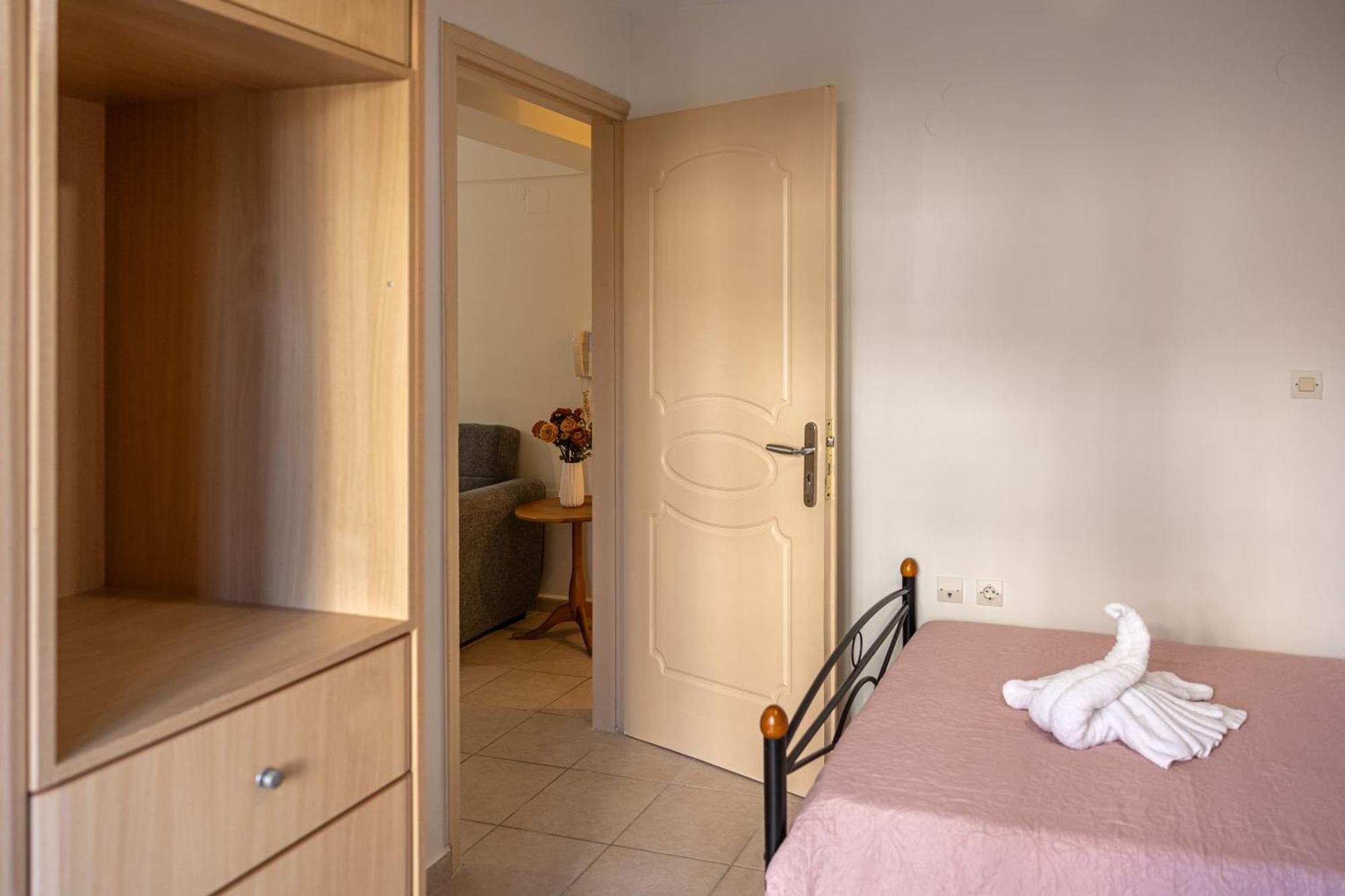 Pavlos Apartments 아르고스톨리온 외부 사진