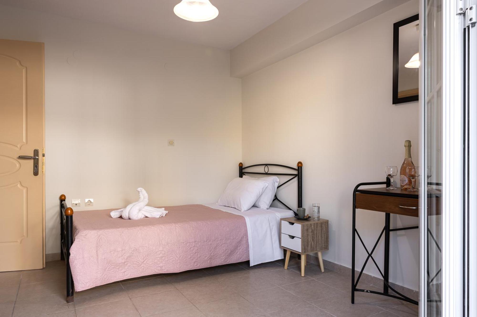 Pavlos Apartments 아르고스톨리온 외부 사진