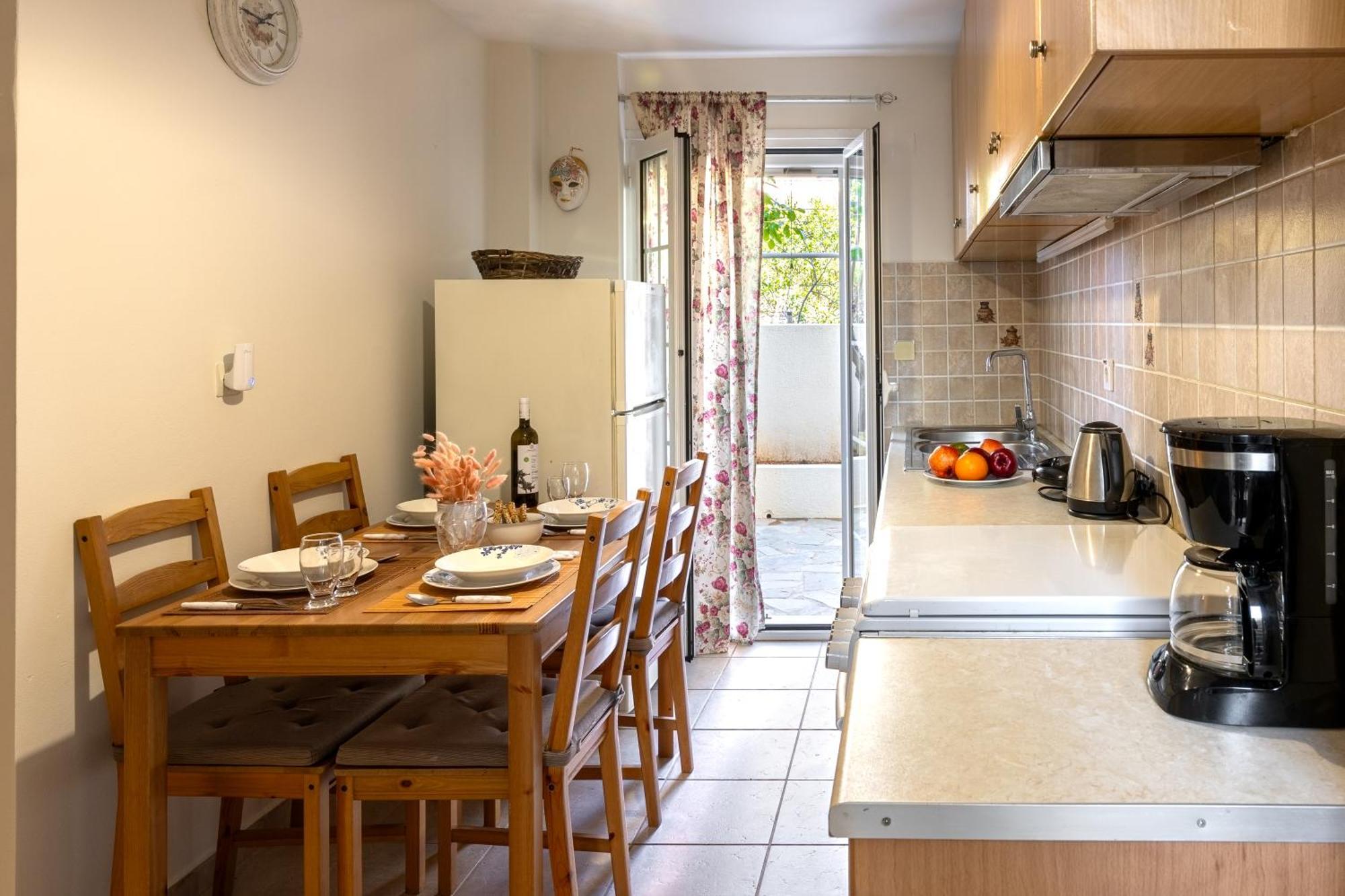 Pavlos Apartments 아르고스톨리온 외부 사진